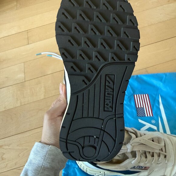 Autry Reelwind Low Sneakers White/Black US Size 8/IT38 - Picture 4 of 7